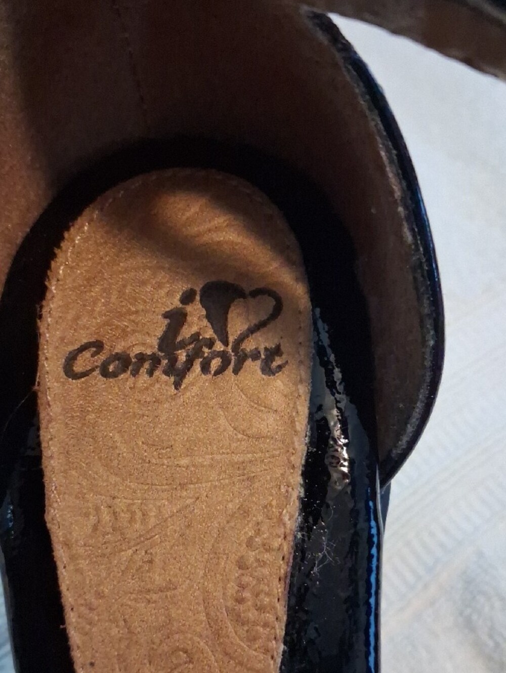 Comfortiva Black Patent T-Strap Platform Heels - Picture 2 of 9